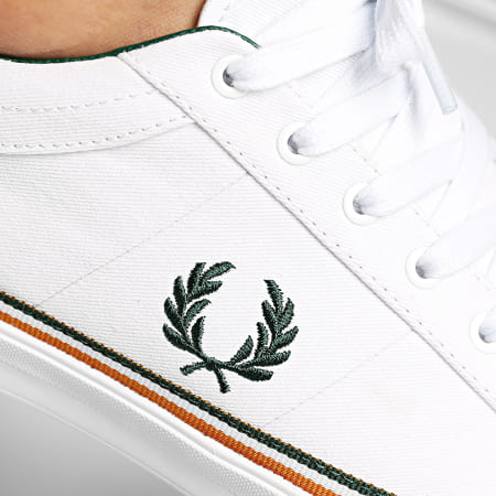 Fred Perry - Baskets Baseline Twill B9113 White