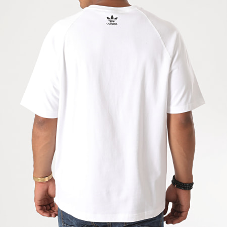 Adidas Originals - Tee Shirt Big Trefoil Outline GE6230 Blanc -  LaBoutiqueOfficielle.com