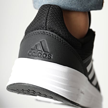 Adidas Sportswear - Baskets Galaxy 5 FW5717 Core Black Footwear White