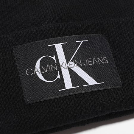 Calvin Klein - Bonnet 7384 Noir