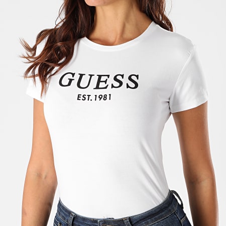 Guess - Tee Shirt Femme O0BI02-J1311 Blanc