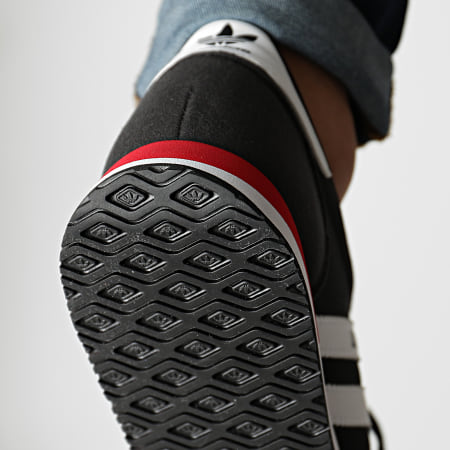 Adidas Originals - Baskets USA 84 FV2050 Core Black Footwear White Scarlet