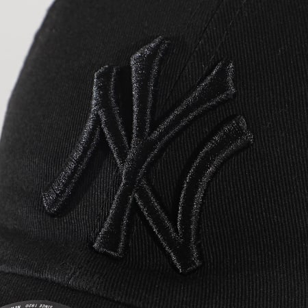 New Era - Casquette Washed Casual Classic 12489964 New York Yankees Noir