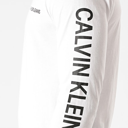 Calvin Klein - Maglietta istituzionale essenziale a maniche lunghe 6884 Bianco