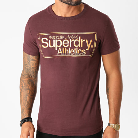 Superdry - Tee Shirt CL Athletics M1010352A Bordeaux Doré