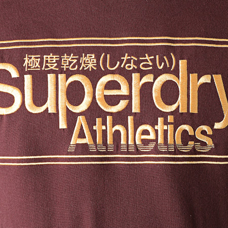 Superdry - Tee Shirt CL Athletics M1010352A Bordeaux Doré