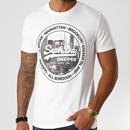 Superdry - Tee Shirt VL NYC Photo M1010347B Blanc