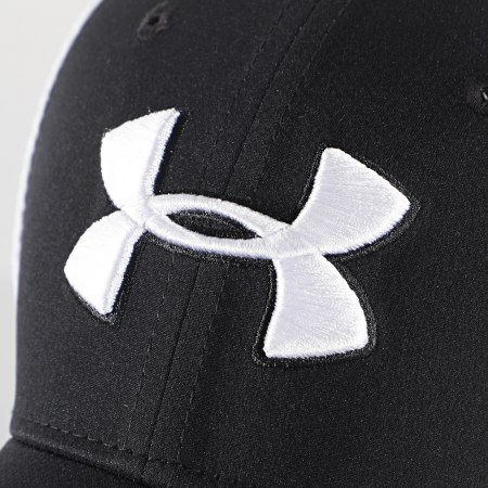 Under Armour - Casquette Fitted 1305017 Nior