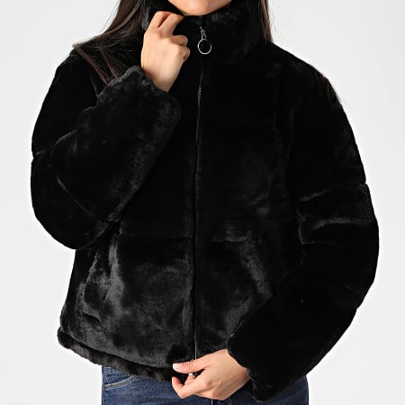 Veste en fourrure artificielle Styland en coloris Noir Femme Vêtements Vestes Blousons en fourrure 
