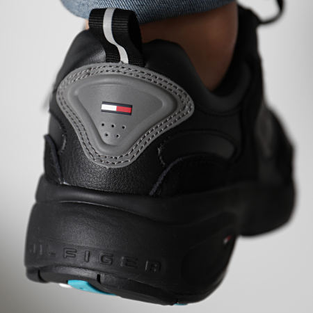 Tommy Jeans - Baskets Heritage Seasonal Sneaker 0587 Black