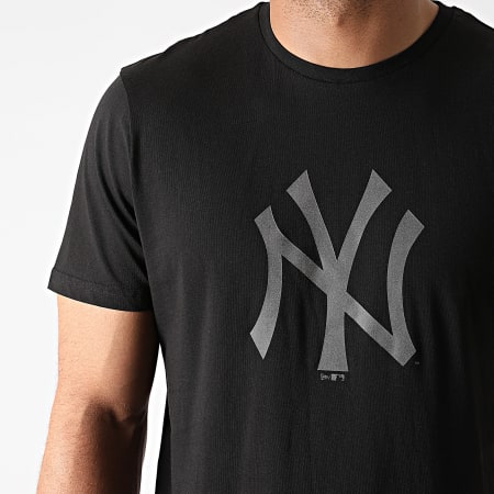 New Era - T-shirt New York Yankees Stampa riflettente 12553251 Nero