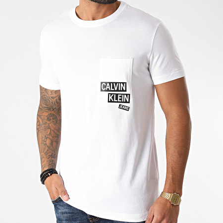 Calvin Klein - Tee Shirt Poche Logo Blocks Pocket 6467 Blanc
