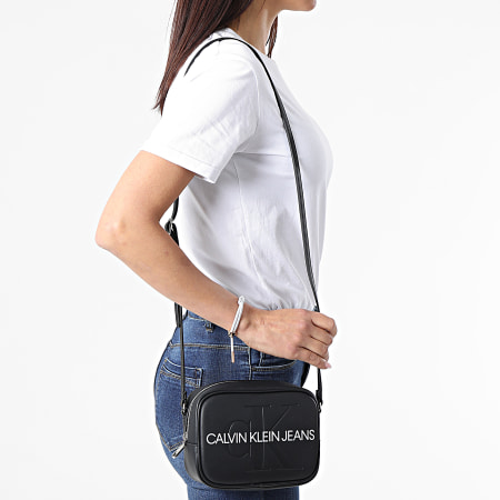 Calvin Klein - Sac A Main Femme Camera Bag 7202 Noir
