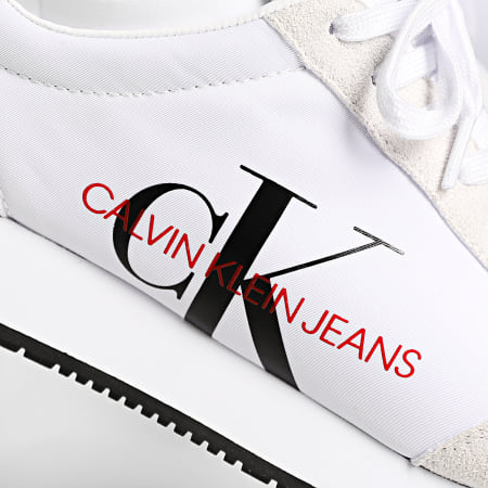 Calvin Klein - Baskets Jongi Low Top Lace Up B4S0737 White