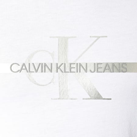 Calvin Klein - Tee Shirt Seasonal Gold Monogram 7068 Blanc Argenté