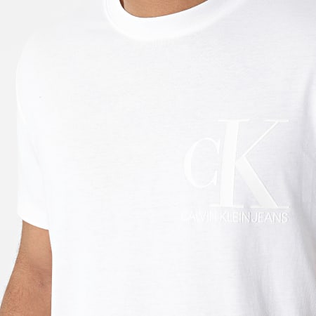 Calvin Klein - Tee Shirt Matte And Flock Monogram 7064 Blanc