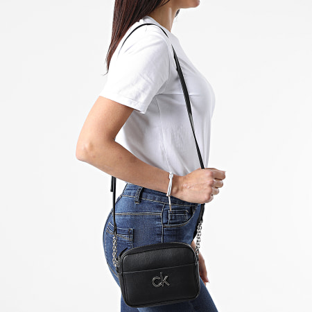 Calvin Klein - Sac A Main Femme Camera Bag 6677 Noir Argenté