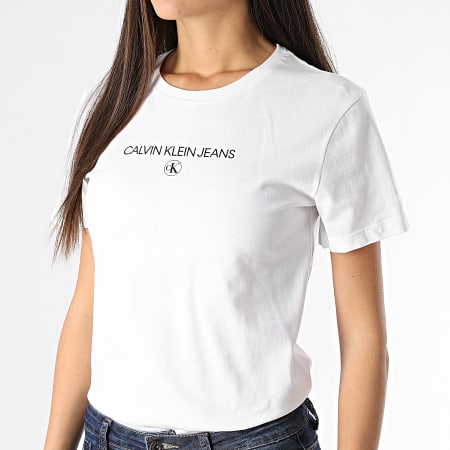 Calvin Klein - Tee Shirt Femme Institutional Round Neck  4790 Blanc