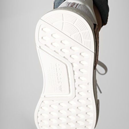 Adidas Originals - Baskets NMD_R1 FV1788 Footwear White Footwear White Copper Metal 
