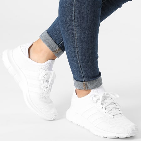 Adidas Originals - Baskets Femme Swift Run X FY2149 Cloud White