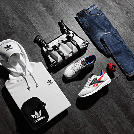 Adidas Originals - Sweat Capuche Essential GP0931 Blanc