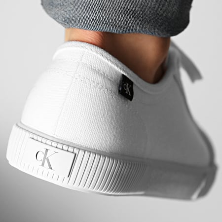 Calvin Klein - Baskets Vulcanized Sneaker Lace Up 0068 Bright White