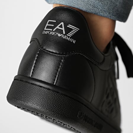 EA7 Emporio Armani - Baskets X8X001-XK124 Triple Black