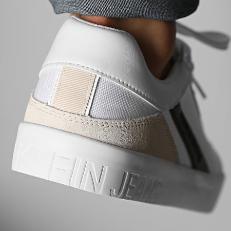 Calvin Klein - Baskets Vulcanized Sneaker Lace Up 0067 Bright White