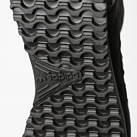 Adidas Originals - Baskets ZX 700 FZ2818 Core Black