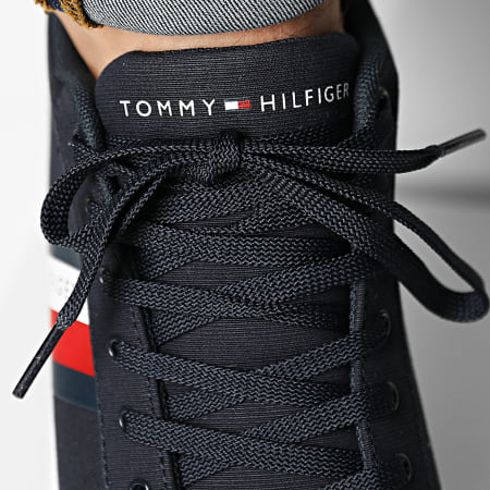 Tommy Hilfiger - Baskets Essential Stripes Detail Sneaker 3389 Desert Sky