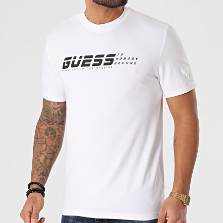 Guess Tee Shirt U1GA23 J1311 Blanc LaBoutiqueOfficielle