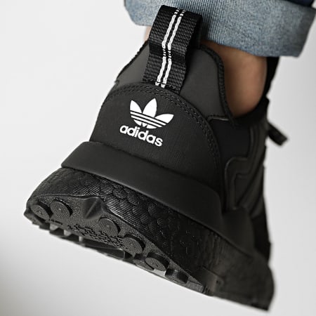 Adidas Originals - Baskets Nite Jogger Winterized FZ3661 Core Black Footwear White