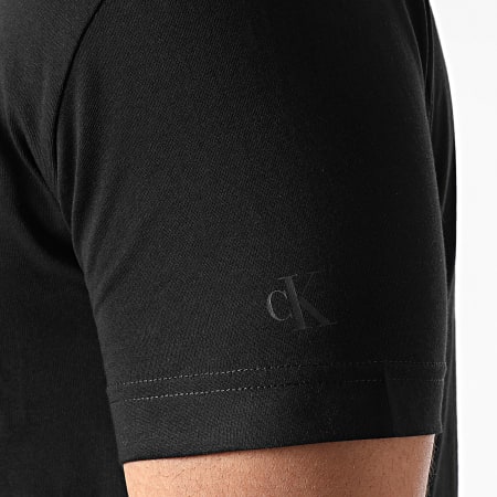 Calvin Klein - Tee Shirt Poche Horizontal CK 7671 Noir