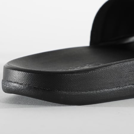 adidas - Claquettes Adilette Comfort FZ1755 Noir Camouflage -  LaBoutiqueOfficielle.com