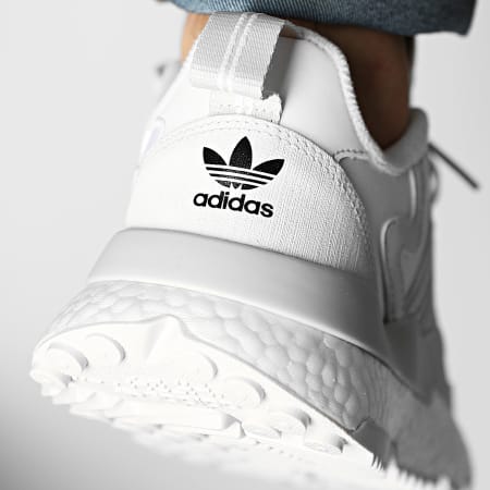 Adidas Originals - Baskets Nite Jogger Winterized FZ3660 Crystal White Footwear White Core Black