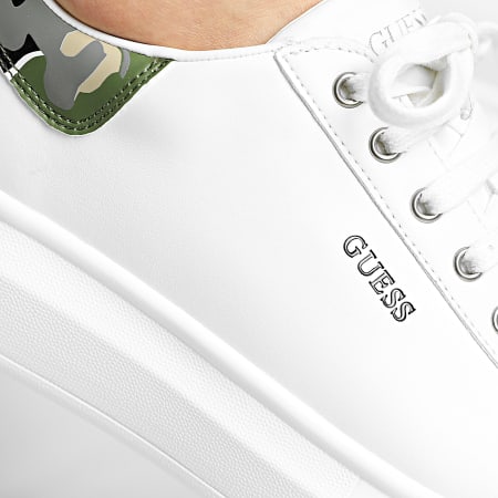 Guess - Baskets FM5SLRLEA12 White Camo
