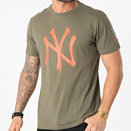 New Era - Tee Shirt New York Yankees Team Logo 12590905 Vert Kaki
