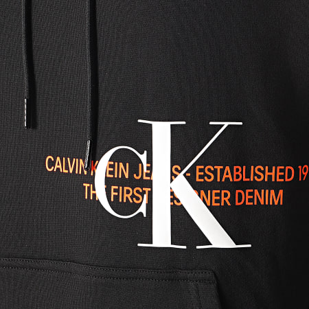 Calvin Klein - Sweat Capuche Urban Graphic Logo 8308 Noir