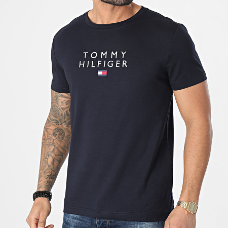 Tommy Hilfiger - Tee Shirt Stacked Tommy Flag 7663 Bleu Marine