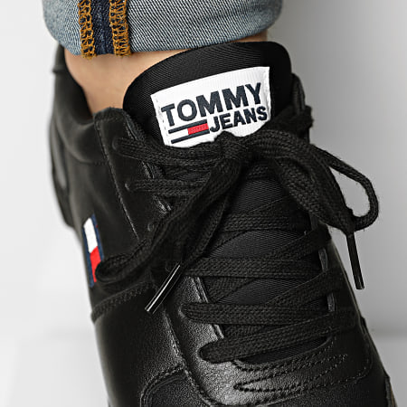 Tommy Jeans - Baskets Retro Tommy Jeans Sneaker 0487 Black