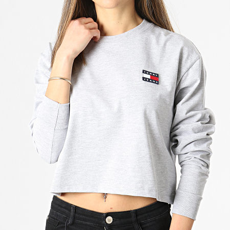 tommy jeans cropped t shirt