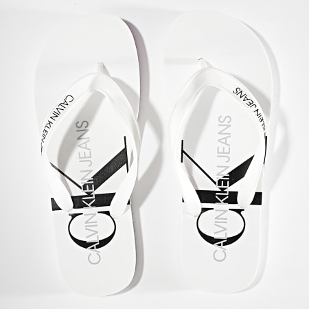 Calvin Klein - Tongs Beach Sandal Monogram 0055 Blanc