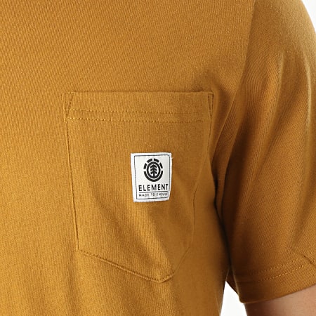 Element - Camiseta Basic Pocket Label Pocket Camel