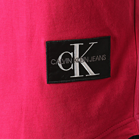 Calvin Klein - Tee Shirt Oversize Badge Turn Up 5319 Fushia