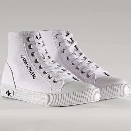 Calvin Klein - Baskets Montantes Femme Vulcanized Sneaker High Laceup 0049 Bright White
