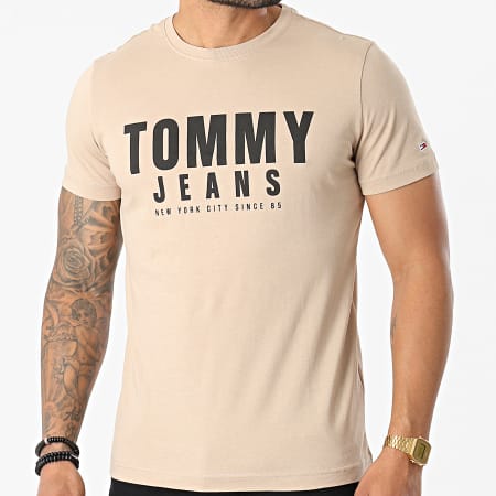 Tommy Jeans - Tee Shirt Center Chest Tommy Graphic 0243 Beige