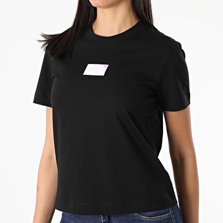 Calvin Klein - Tee Shirt Femme Shine Badge 6184 Noir Iridescent