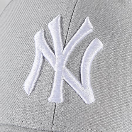 '47 Brand - Casquette MVP Adjustable MVP17WBV New York Yankees Gris