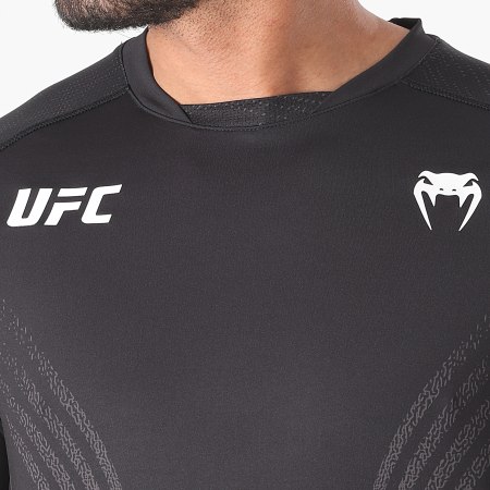 Venum - Tee Shirt UFC Authentic Fight Night 00006 Noir