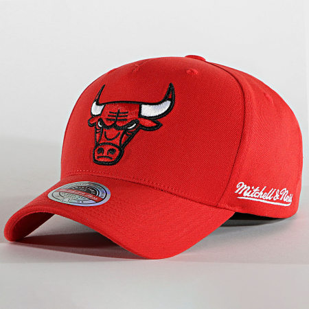 Mitchell and Ness - Casquette Dropback Solid Chicago Bulls Rouge